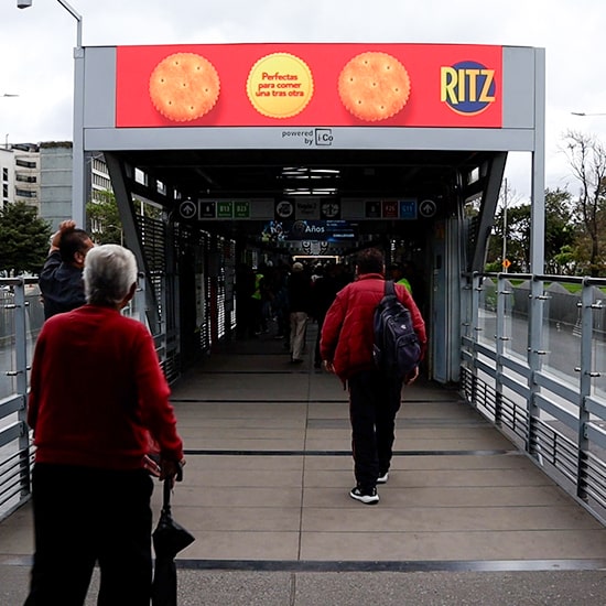 Pantalla-Calle-85-Transmilenio-min