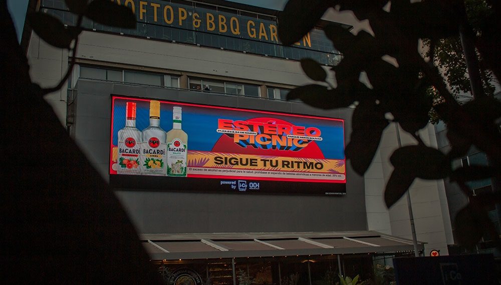 Publicidad en pantallas centros comerciales